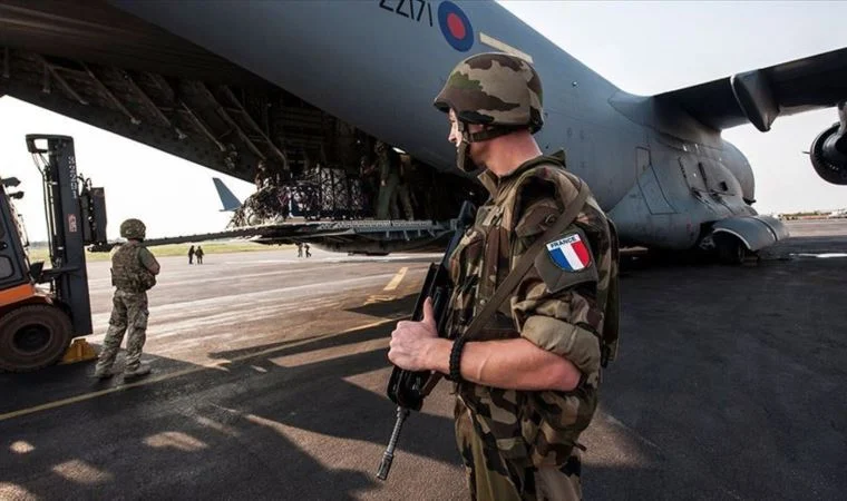 Fransa'dan Orta Afrika Cumhuriyeti adımı: Askerlerini tamamen çekiyor