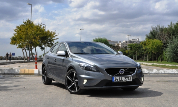 VOLVO V40 T5 R-DESING TESTİ