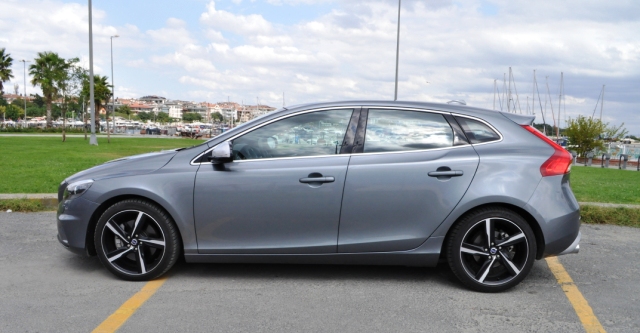 volvo v40 t5 r-desing testi otogundem3
